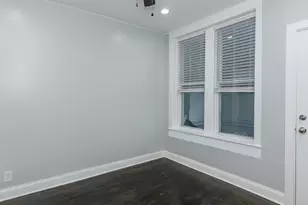 2049 W Coulter St, Chicago, IL 60608 - Photo 3