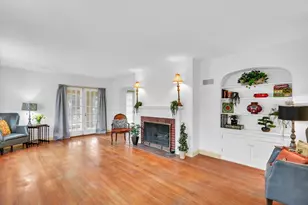 1207 S Busey, Urbana, IL 61801 - Photo 9