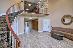 190 S Wood Dale Rd, Wood Dale, IL 60191 - Photo 3