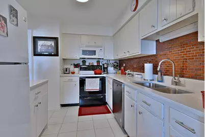 190 S Wood Dale Road #902, Wood Dale, IL 60191 - Photo 9