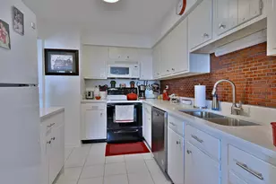 190 S Wood Dale Rd, Wood Dale, IL 60191 - Photo 9