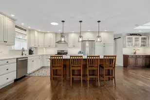 3N010 Woodview Dr, West Chicago, IL 60185 - Photo 9