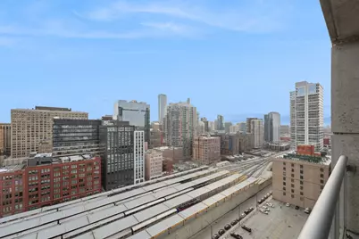 611 S Wells Street #1908, Chicago, IL 60607 - Photo 11