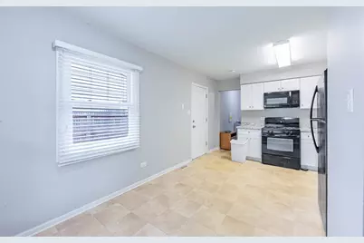 16753 Hilltop Avenue, Orland Hills, IL 60487 - Photo 7