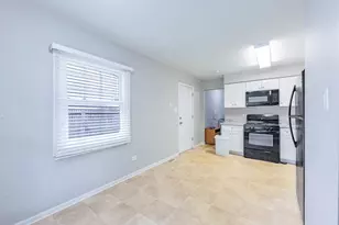 16753 Hilltop Ave, Orland Hills, IL 60487 - Photo 7