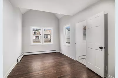 1104 Hillcrest Avenue, Fox River Grove, IL 60021 - Photo 9