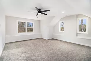 1104 Hillcrest Ave, Fox River Grove, IL 60021 - Photo 13