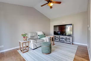 6291 Eagle Ridge Dr, Gurnee, IL 60031 - Photo 17