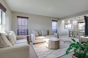 6291 Eagle Ridge Dr, Gurnee, IL 60031 - Photo 11