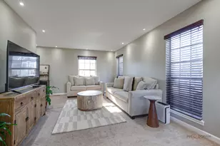 6291 Eagle Ridge Dr, Gurnee, IL 60031 - Photo 13