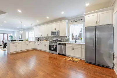 2336 Oak Park Avenue, Berwyn, IL 60402 - Photo 9