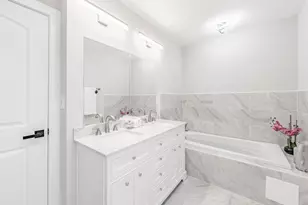 2336 Oak Park Ave, Berwyn, IL 60402 - Photo 21