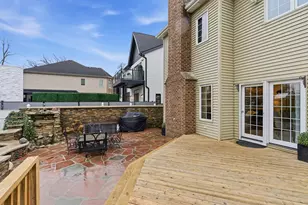 395 S Scott St, Elmhurst, IL 60126 - Photo 35