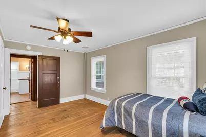 804 W Michigan Avenue, Urbana, IL 61801 - Photo 21