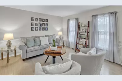 6930 Bennington Drive, Gurnee, IL 60031 - Photo 5