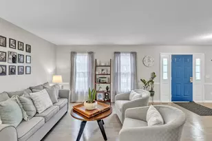 6930 Bennington Dr, Gurnee, IL 60031 - Photo 7