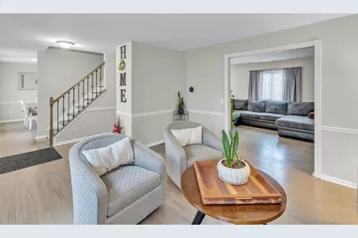 6930 Bennington Drive, Gurnee, IL 60031 - Photo 3