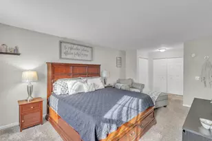 6930 Bennington Dr, Gurnee, IL 60031 - Photo 21