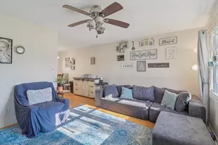 1328 Teakwood Ln, Crystal Lake, IL 60014 - Photo 7