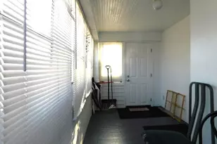 2641 10th St, Rockford, IL 61109 - Photo 5