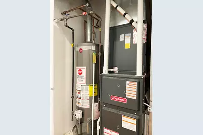 523 W 65th Place, Chicago, IL 60621 - Photo 19