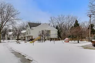 2654 S Embers Ln S, Arlington Heights, IL 60005 - Photo 33