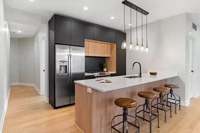 3653 W Barry Avenue #3W, Chicago, IL 60618 - Photo 5
