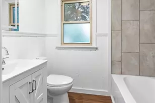 3019 W Lincoln Rd, McHenry, IL 60051 - Photo 9