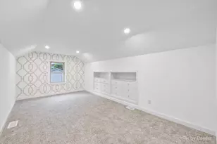 3019 W Lincoln Rd, McHenry, IL 60051 - Photo 11