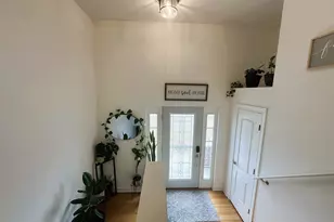 8566 S 83rd Ave, Hickory Hills, IL 60457 - Photo 7