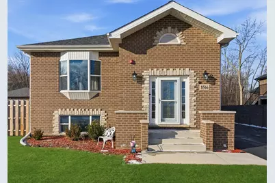 8566 S 83rd Avenue, Hickory Hills, IL 60457 - Photo 1