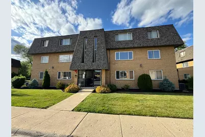 6616 104th Place #4, Chicago Ridge, IL 60415 - Photo 1