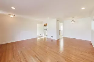 1000 Dell Rd, Northbrook, IL 60062 - Photo 5