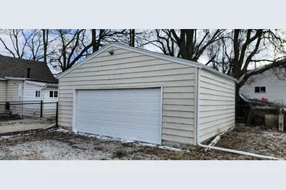 1328 N Mason Street, Bloomington, IL 61701 - Photo 5