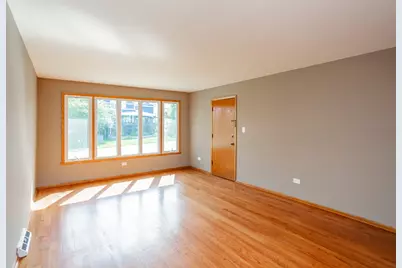 7840 Cronin Avenue #2, Justice, IL 60458 - Photo 7