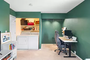 1938 Huntington Blvd, Hoffman Estates, IL 60169 - Photo 11