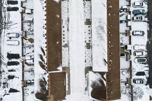 1938 Huntington Blvd, Hoffman Estates, IL 60169 - Photo 17