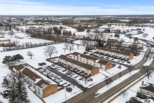 1938 Huntington Blvd, Hoffman Estates, IL 60169 - Photo 21