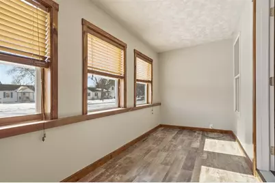 817 W Madison Street, Pontiac, IL 61764 - Photo 11