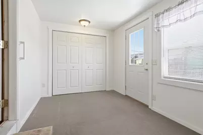 817 W Madison Street, Pontiac, IL 61764 - Photo 15