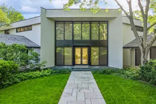 21 Lakewood Dr, Glencoe, IL 60022 - Photo 1