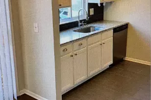 968 S Darla Ct, Waukegan, IL 60085 - Photo 13