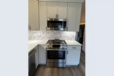 1926 W Warner Avenue #1, Chicago, IL 60613 - Photo 9