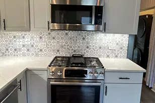 1926 W Warner Ave, Chicago, IL 60613 - Photo 9