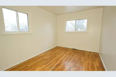 16918 S Orchard Ridge Avenue, Hazel Crest, IL 60429 - Photo 19