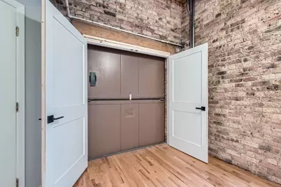 368 W Huron Street #2N, Chicago, IL 60654 - Photo 23