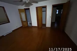 410 S Ralph St, Watseka, IL 60970 - Photo 5