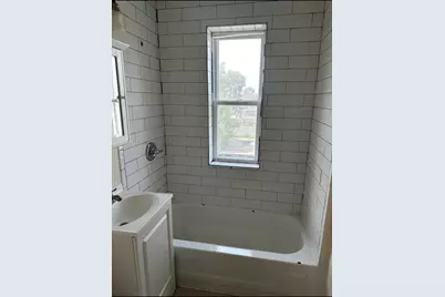 7144 S Wentworth Avenue, Chicago, IL 60621 - Photo 11