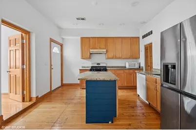 2336 W Taylor Street, Chicago, IL 60612 - Photo 17