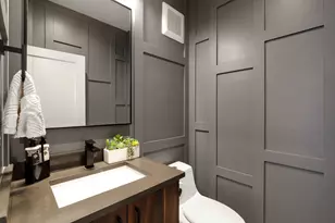 2404 W Moffat St, Chicago, IL 60647 - Photo 33